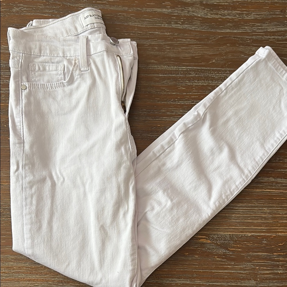 Just Black Women's Skinny Pants - White
